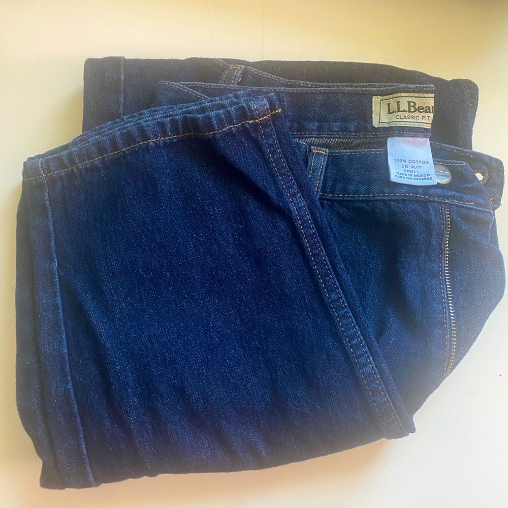 L.L. Bean size 16 straight cut classic jeans